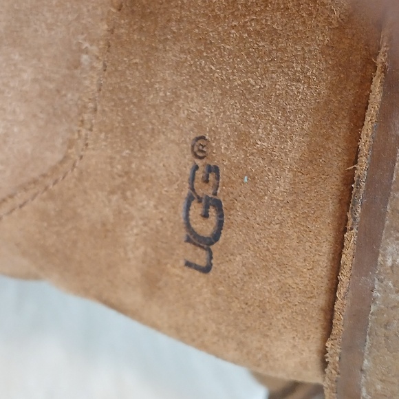 UGG Daphne  Women's Tan Suede Boots Sz 8 - Picture 8 of 11